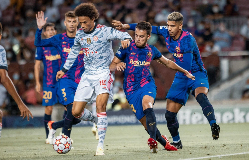 Lần thứ hai liên tiếp, Barca bị rơi xuống Europa League. Ảnh: GETTY.