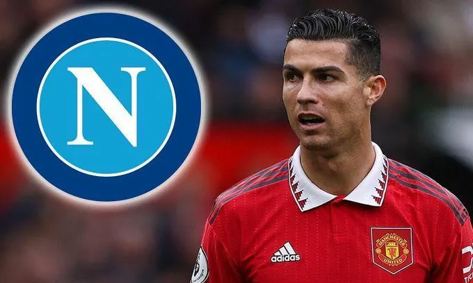 Có nhiều tin đồn Ronaldo sẽ đầu quân cho Napoli của Ý. Ảnh: GETTY.