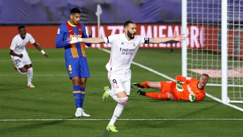 Benzema vừa có mùa giải xuất sắc và xứng đáng giành Quả bóng vàng ở tuổi 34. Ảnh: GETTY.