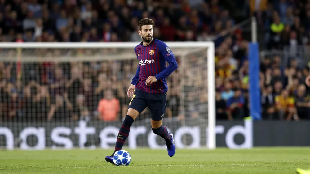 Pique bị cho là già cỗi và nằm trong mục tiêu loại bỏ của Barca. Ảnh: GETTY.