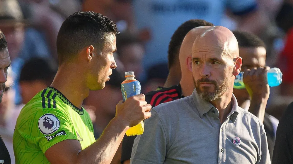 Bất chấp Ronaldo từng ghi nhiều bàn nhất cho Man United mùa trước, anh không phải là chân sút ưu tiên của HLV Ten Hag. Ảnh: GETTY. Ronaldo không tôn trọng Ten Hag