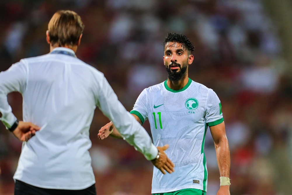HLV Herve Renard đặt niềm tin vào chân sút Al-Dawsari. Ảnh: GETTY.