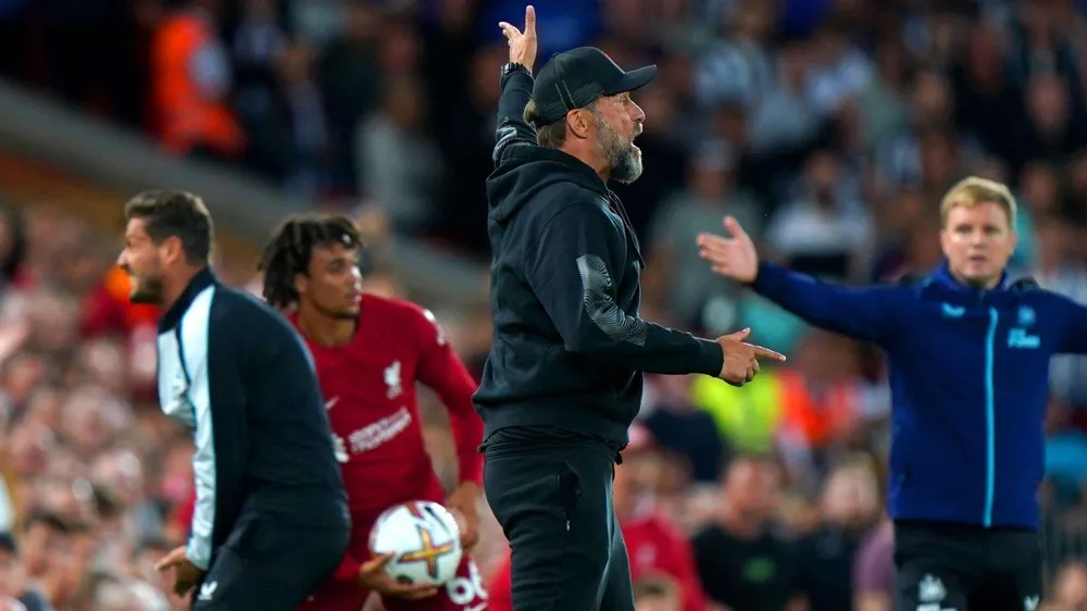 Tương lai của HLV Klopp ở sân Anfield khó lường sau chuỗi trận không như ý của Liverpool. Ảnh: GETTY.