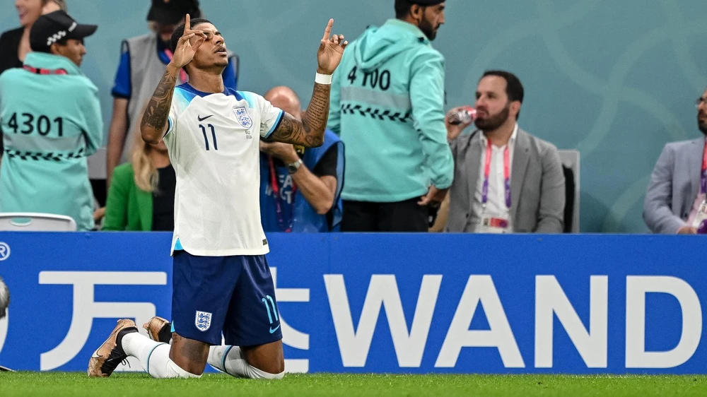 Chân sút Rashford tưởng nhớ một người bạn vừa qua đời, sau khi anh ghi bàn mở điểm cho tuyển Anh. Ảnh: GETTY.