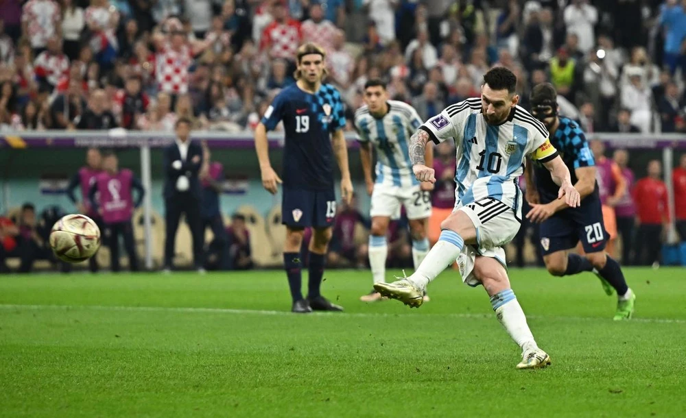 Cú sút phạt đền thành bàn của Messi đã gây nhiều phấn khích cho các cổ động viên Argentina. Ảnh: GETTY.