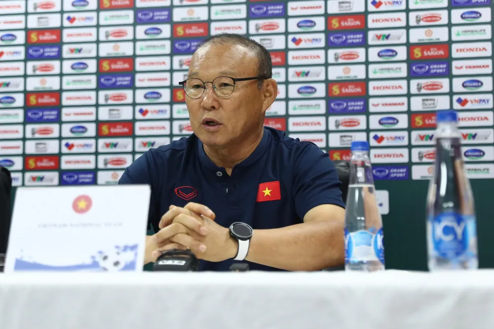 HLV Park Hang-seo bật mí những thông tin chính xác về các học trò. Ảnh: ANH PHƯƠNG. HLV Park Hang-seo bật mí những thông tin chính xác về các học trò. Ảnh: ANH PHƯƠNG.