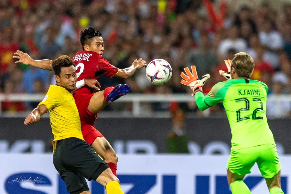 ... với nhân chứng sống Phan Văn Đức sẽ xuất trận đêm 27-12. Ảnh: HẢI THỊNH