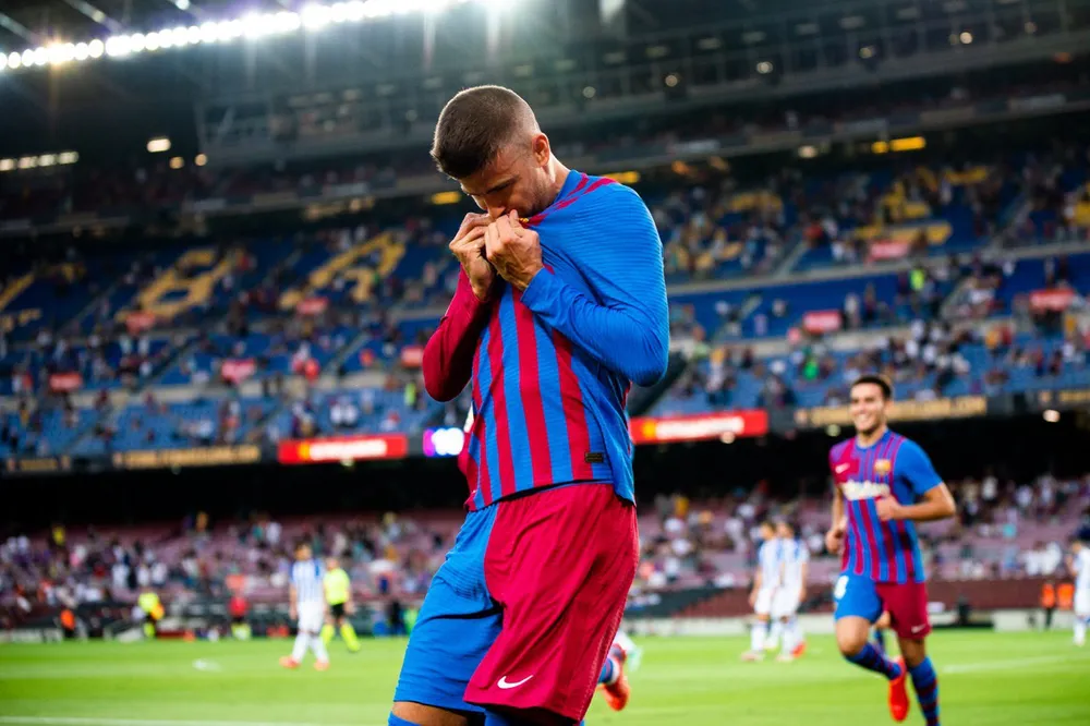 Pique đã chia tay bóng đá chuyên nghiệp nên không ngại nói ra những điều tế nhị với nghi án Chủ tịch Real Madrid tác động đến trọng tài. Ảnh: GETTY.