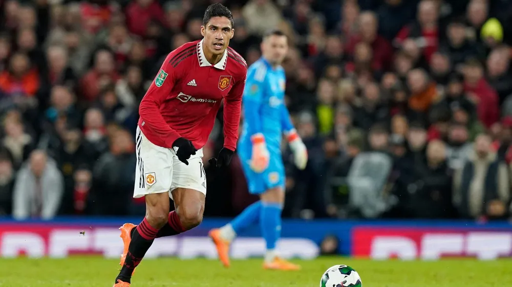 Ngôi sao của Man United chia tay đội tuyển quốc gia ở tuổi 29 bị đàn anh Rothen cho là quyết định ngu ngốc. Ảnh: GETTY. Ngôi sao của Man United chia tay đội tuyển quốc gia ở tuổi 29 bị đàn anh Rothen cho là quyết định ngu ngốc. Ảnh: GETTY.