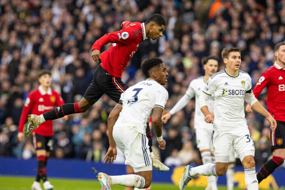 Rashford lại nổ súng giúp đội nhà phá vỡ thế bế tắc và qua mặt Leeds. Ảnh: GETTY.