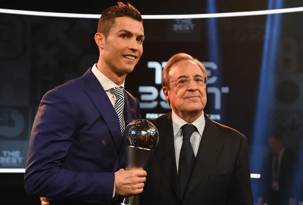 Cựu chủ tịch Real Madrid luyến tiếc khi Ronaldo đầu quân cho một đội bóng châu Á, trong khi anh vẫn còn đủ sức đá cho những CLB hàng đầu châu Âu. Ảnh: GETTY.