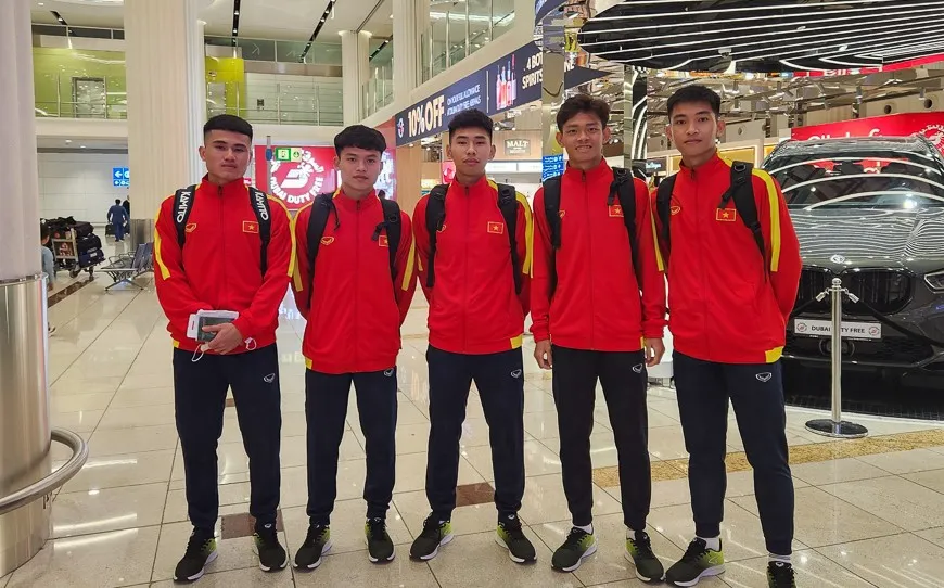 Năm cầu thủ trẻ Việt Nam tăng cường cho đội U-20 sau khi kết thúc vòng 4 V-League. Ảnh: VFF.