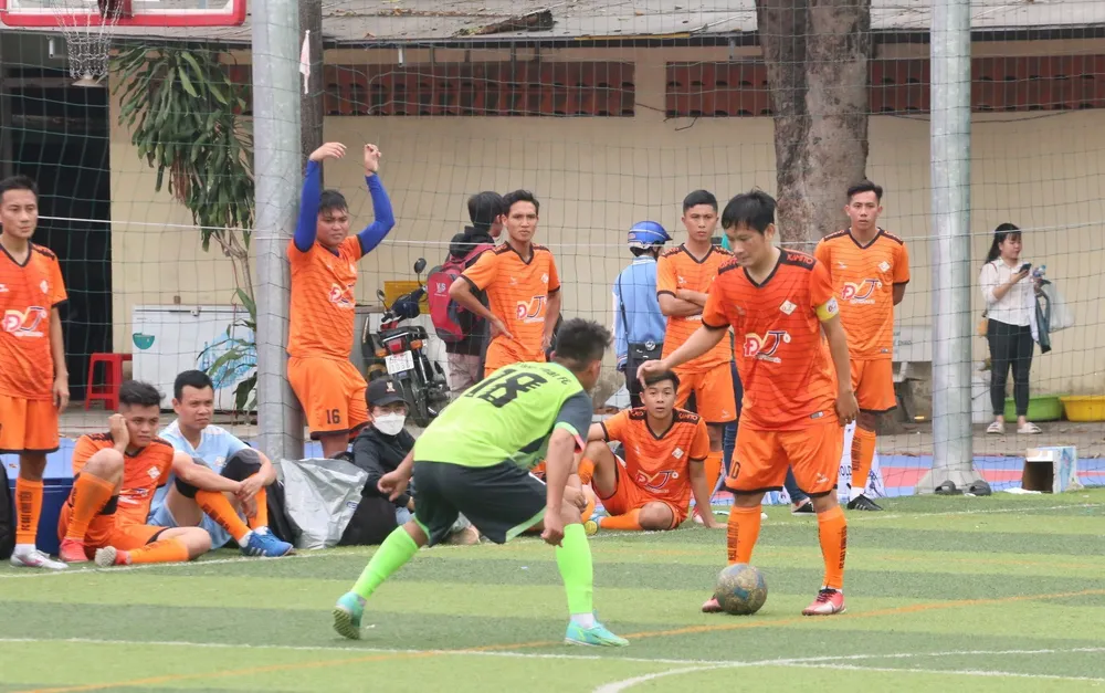 Ở mùa giải lần thứ hai, Cemep Cup đã thu hút rất đông các đội bóng tham dự, chứng tỏ sự lan tỏa tình yêu bóng đá rất sâu rộng. Ở mùa giải lần thứ hai, Cemep Cup đã thu hút rất đông các đội bóng tham dự, chứng tỏ sự lan tỏa tình yêu bóng đá rất sâu rộng.