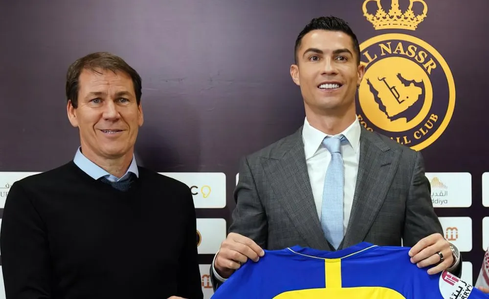 HLV Garcia đã phải ra đi, với nguyên nhân được cho là mâu thuẫn với Ronaldo và một số cầu thủ. Ảnh: GETTY.