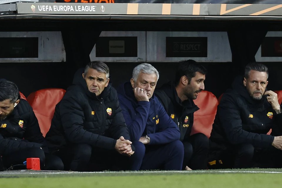 AS Roma của ông Mourinho vừa thua trận tứ kết lượt đi Europa League. Ảnh: GETTY.