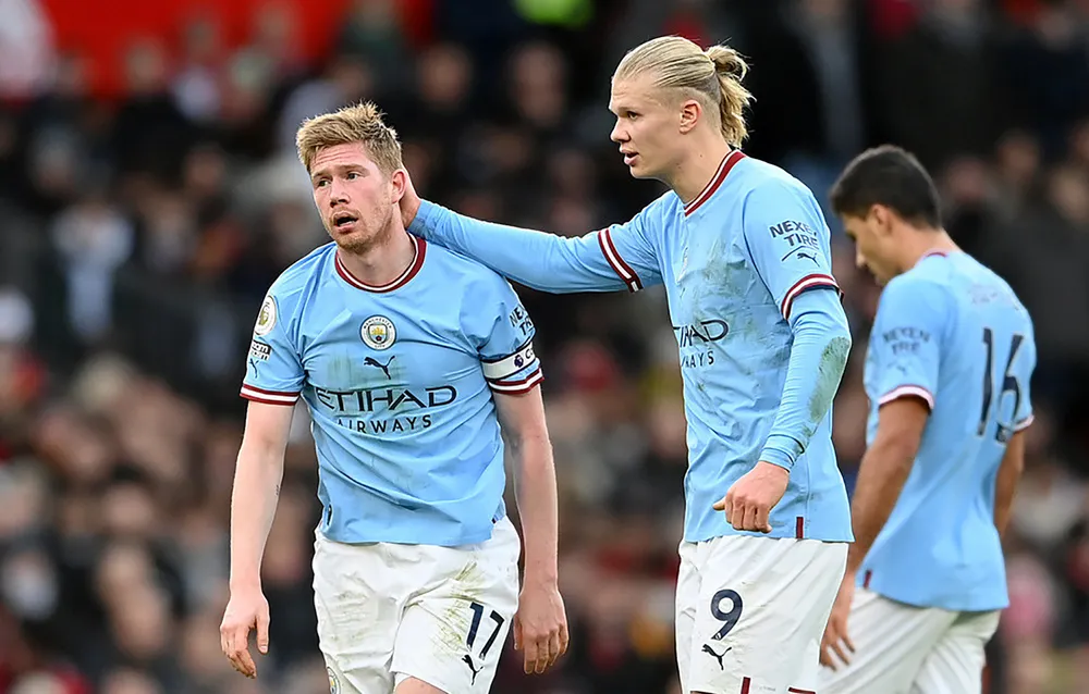 Manchester City bay trên đôi cánh thiên thần của Haaland và đội trưởng Bruyne. Ảnh: GETTY. Manchester City bay trên đôi cánh thiên thần của Haaland và đội trưởng Bruyne. Ảnh: GETTY.