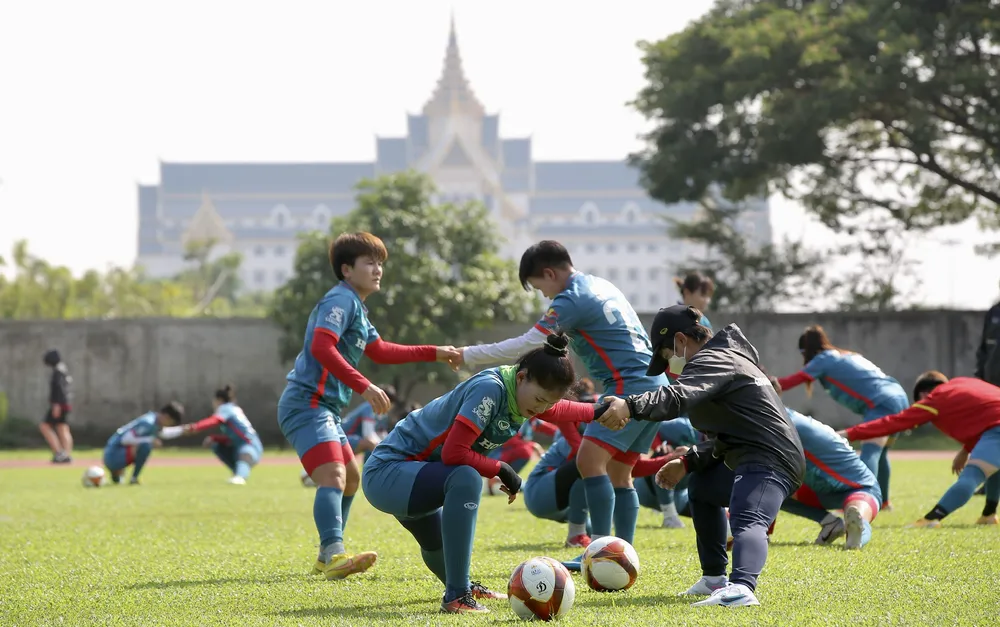 Tuyển nữ Việt Nam nằm ở bảng đấu nặng ký SEA Games với hai đối thủ chính là Myanmar và Philippines có nhiều tiến bộ, nhưng tất cả đều nói không ngại ai cả.