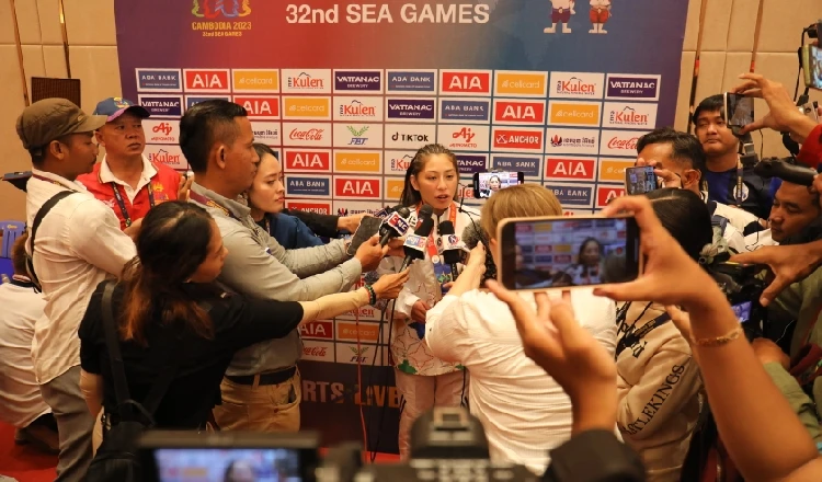 Jessa Khan chia sẻ những trải nghiệm tuyệt vời khi cô từ Mỹ trở về nước và giành vinh quang cho thể thao Campuchia.