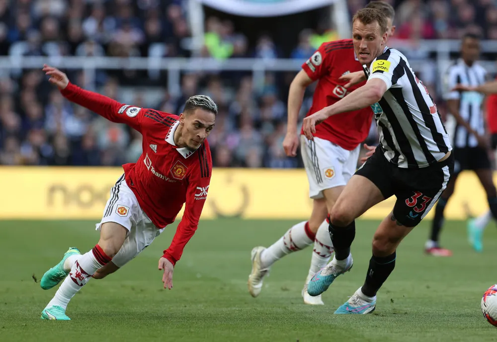 Man United và Newcastle đang chạy đua ráo riết cho mục tiêu tốp 4. Ảnh: GETTY.