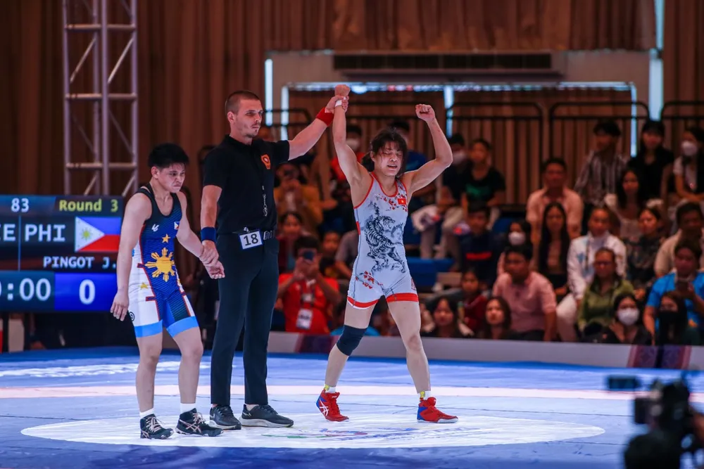 Vật nữ Việt Nam không có đối thủ ở SEA Games 32 khi giành trọn bộ 6 HCV. Ảnh: ANH PHƯƠNG. Vật nữ Việt Nam không có đối thủ ở SEA Games 32 khi giành trọn bộ 6 HCV. Ảnh: ANH PHƯƠNG.