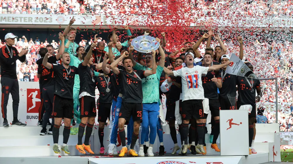Lần thứ 11 đăng quang giải vô địch quốc gia Đức liên tiếp của Bayern Munich. Ảnh: GETTY. Lần thứ 11 đăng quang giải vô địch quốc gia Đức liên tiếp của Bayern Munich. Ảnh: GETTY.