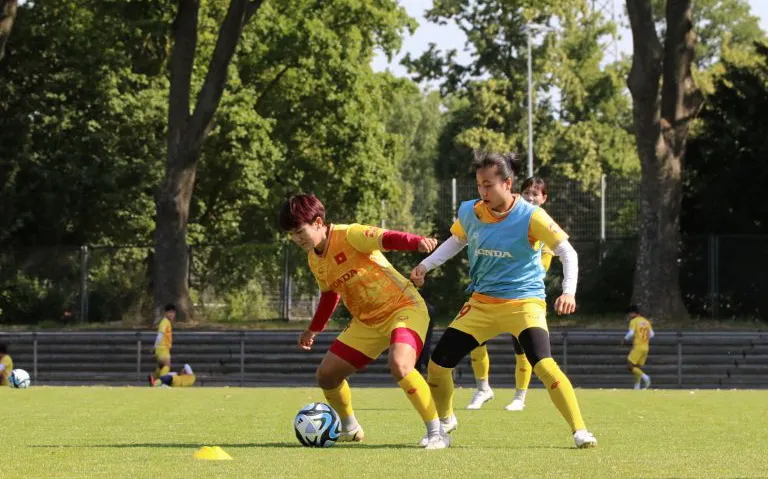 Các nữ tuyển thủ Việt Nam miệt mài tập luyện chuẩn bị cho đấu trường lớn World Cup 2023. Ảnh: VFF.