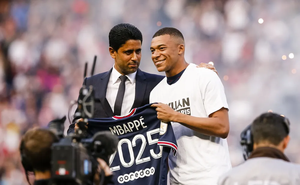 Chủ tịch PSG muốn bán Mbappe sớm để cắt lỗ, trước khi anh trở thành cầu thủ tự do. Ảnh: GETTY. Chủ tịch PSG muốn bán Mbappe sớm để cắt lỗ, trước khi anh trở thành cầu thủ tự do. Ảnh: GETTY.