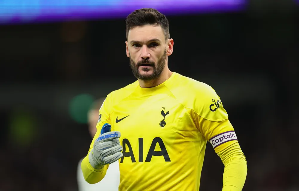 Thủ môn Hugo Lloris muốn tái ngộ CLB Nice hơn là sang châu Á chơi bóng. Ảnh: GETTY.