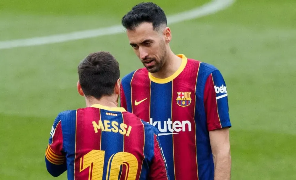 Tiền đạo người Argentina gặp lại đồng đội cũ từng chơi cho Barca ở giải Nhà nghề Mỹ. Ảnh: GETTY.