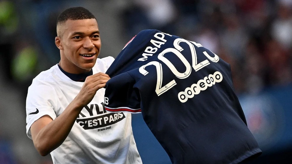 PSG ra tối hậu thư cho Mbappe không trở thành cầu thủ tự do mùa hè năm sau, hoặc phải ra đi ngay bây giờ. Ảnh: GETTY.