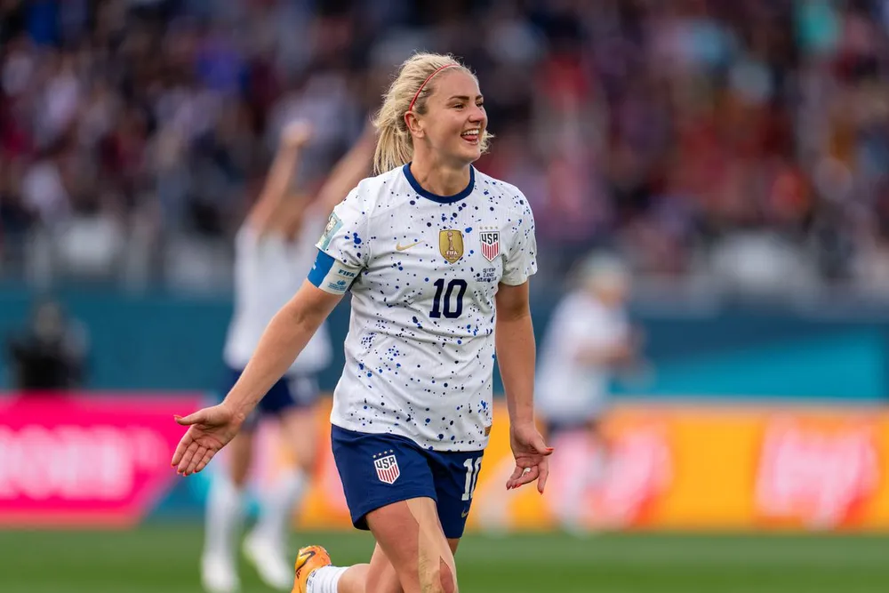 Đội trưởng Horan tỏa sáng giữ lại 1 điểm cho tuyển nữ Mỹ. Ảnh: GETTY.