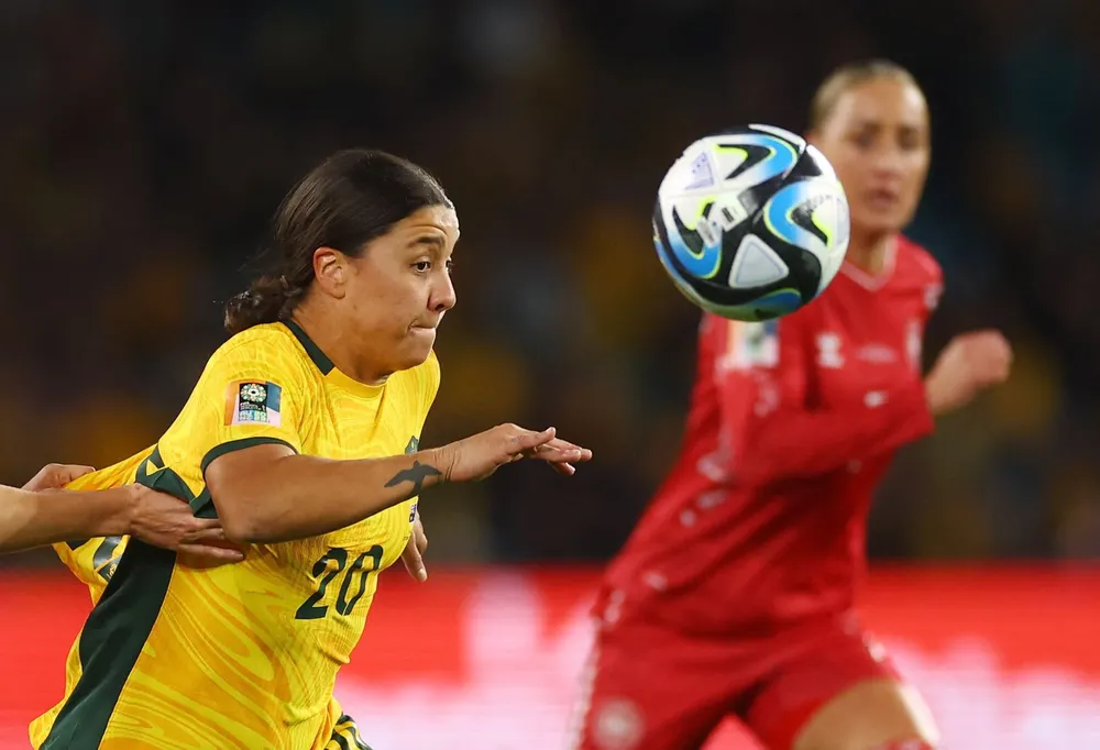 Sam Kerr ra sân giúp chủ nhà Úc như hổ mọc thêm cánh. Ảnh: GETTY.