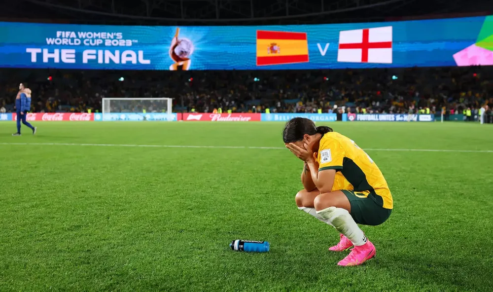 Nỗi buồn thua trận của đội trưởng Úc. Ảnh: GETTY.