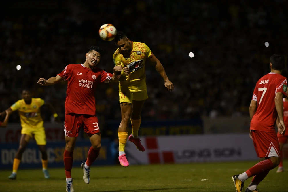 Lần đầu tiên trong lịch sử, Thanh Hóa lên ngôi cúp quốc gia sau loạt đấu súng cân não trước đối thủ lớn Viettel. Ảnh: HẢI THỊNH.