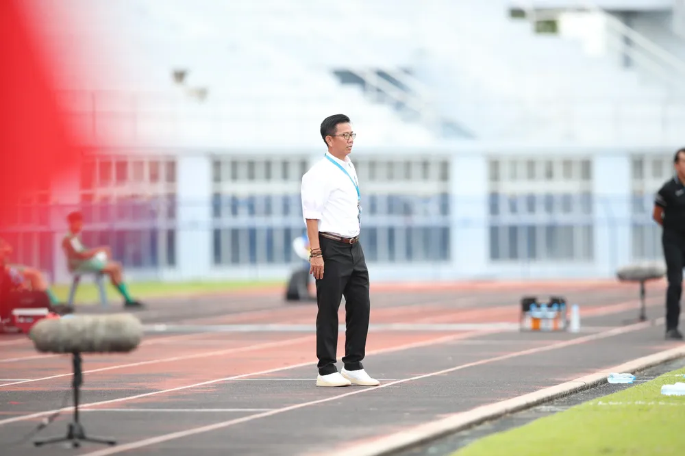 HLV Hoàng Anh Tuấn tự tin vào các học trò sẽ qua mặt U-23 Indonesia trong trận chung kết để bảo vệ ngôi vô địch U-23 Đông Nam Á. Ảnh: ANH THỎA.