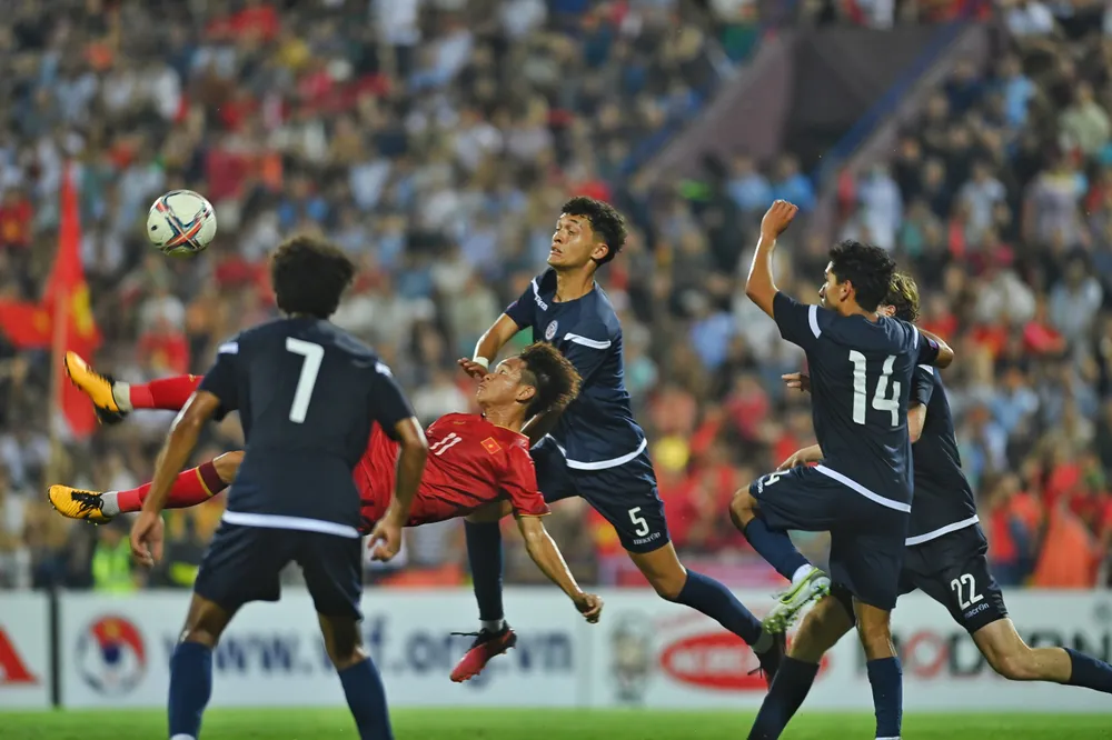 U-23 Guam quá yếu khiến phải chịu cơn mưa gôn ở Việt Trì. Ảnh: HẢI THỊNH. U-23 Guam quá yếu khiến phải chịu cơn mưa gôn ở Việt Trì. Ảnh: HẢI THỊNH.