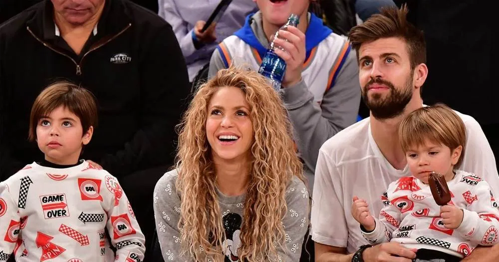 ... khi gia đình của họ luôn bên nhau ở các trận đấu bóng đá. Ảnh: GETTY. shakira-pique-1.jpg