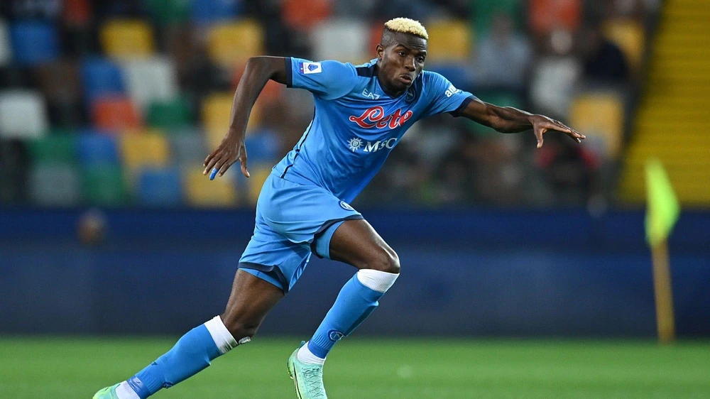 CLB Napoli cho biết không có ý làm tổn thương tiền đạo số một của họ. Ảnh: GETTY. Osimhen-napoli-2.jpg
