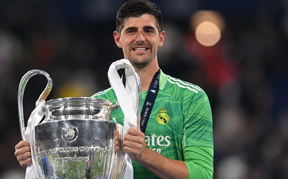 Courtois chiến thắng Champions League trong màu áo Real Madrid. Ảnh: GETTY. Courtois-lukaku-2.jpg