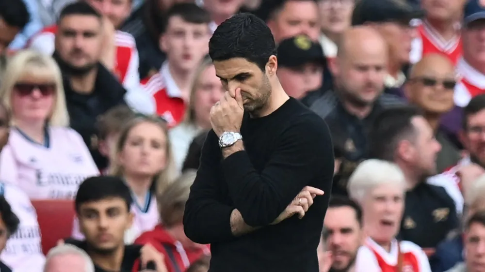 HLV Arteta và các học trò Arsenal có tỉ lệ chiến thắng nhỉnh hơn Chelsea không nhiều. Ảnh: GETTY. arteta-arsenal.png