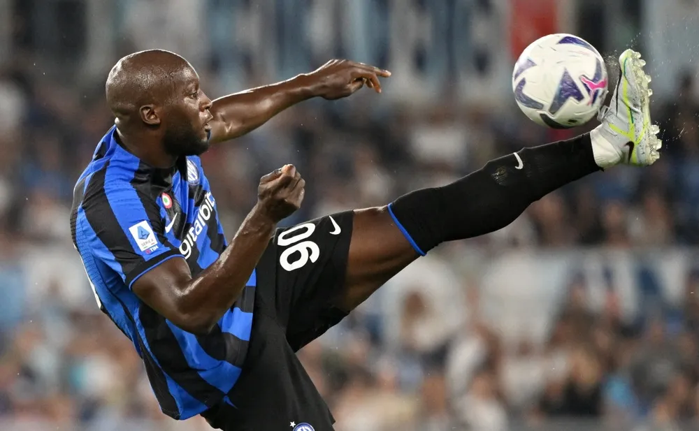 Cựu cầu thủ của Inter Milan bị chỉ trích là "kẻ phản bội". Ảnh: GETTY. inter-lukaku.jpg