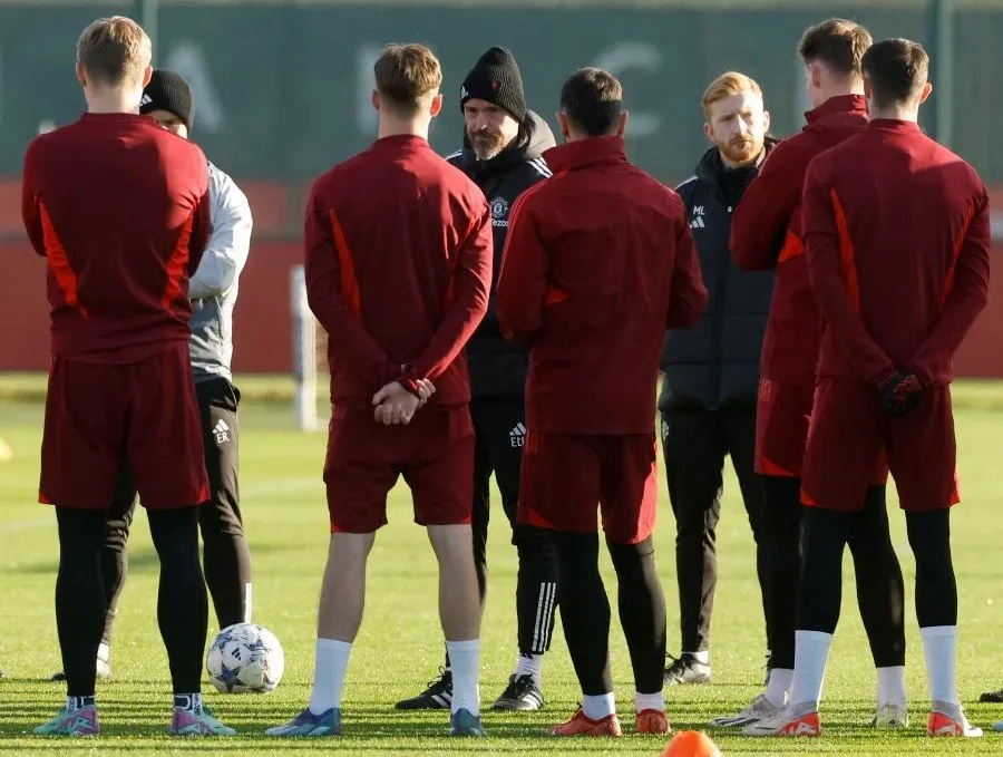 man-united-va-noi-am-anh-o-dia-nguc-galarasaray (4).jpg