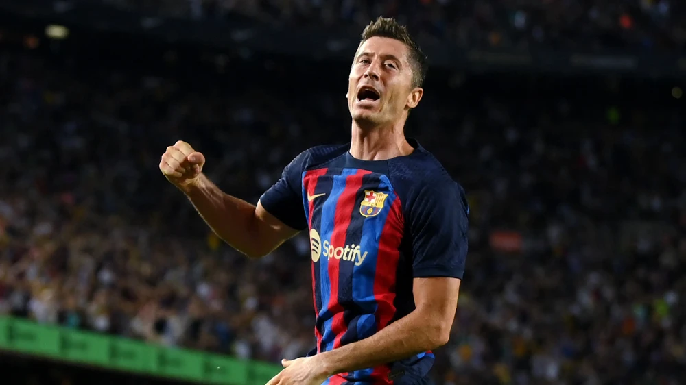 barca-hon-loan-lewandowski-som-chia-tay-3-1531.png