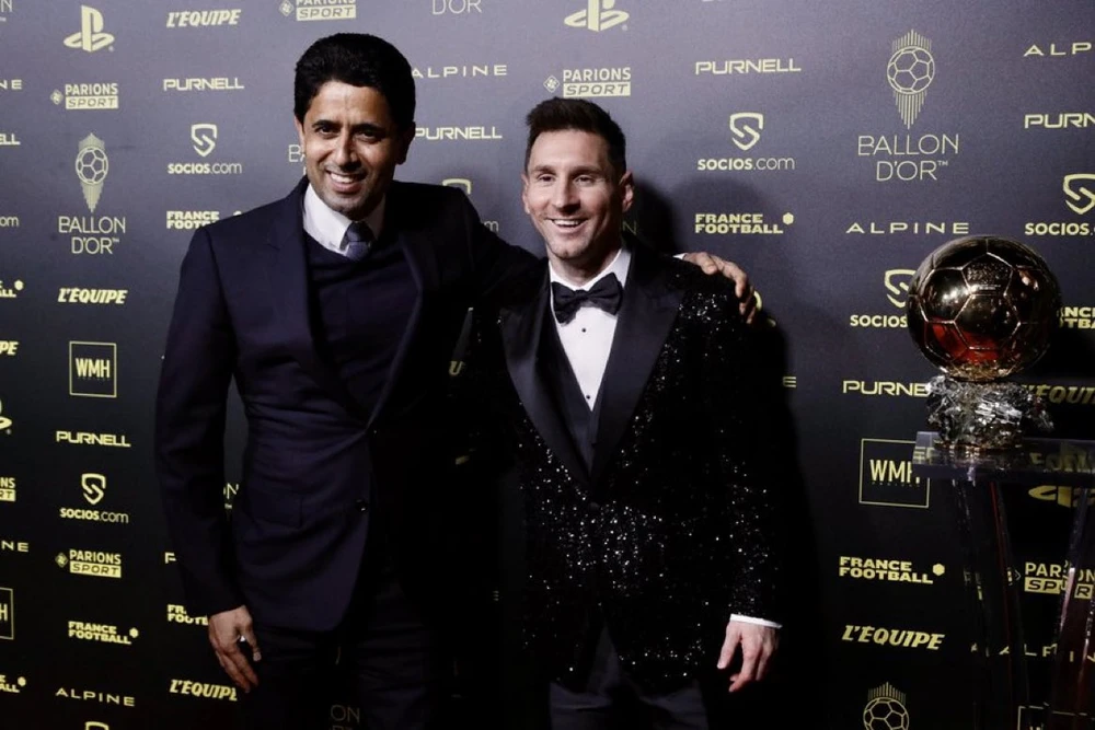 Chủ tịch PSG Nasser Al-Khelaifi bị nhắc tên nhiều lần với nghi án dàn xếp danh hiệu cá nhân cao quý cho Messi. Ảnh: GETTY. nghi-an-psg-dan-xep-cho-messi-gianh-qua-bong-vang-2-7492.jpg