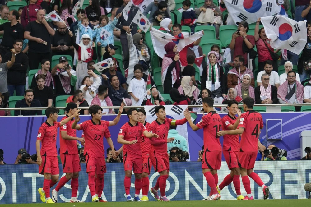 hlv-klinsmann-canh-bao-han-quoc-khong-tu-man-khi-gap-malaysia (4).jpg