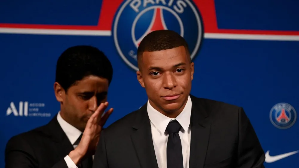 mbappe-tuc-gian-psg-tiet-lo-bi-mat-cho-bao-chi (1).jpg