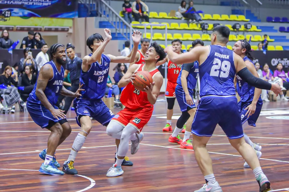 anh-hao-bong-ro-hoi-tu-tai-saigon-proam-basketball-cup (1).jpg