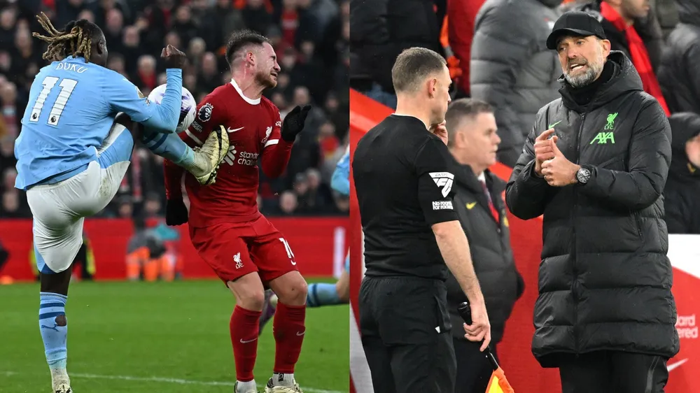 HLV Klopp phàn nàn với trọng tài vì nghi ngờ bỏ qua một quả phạt đền cho Liverpool với nhận định Mac Allister bị phạm lỗi trong vòng cấm. Ảnh: GETTY. Liverpool