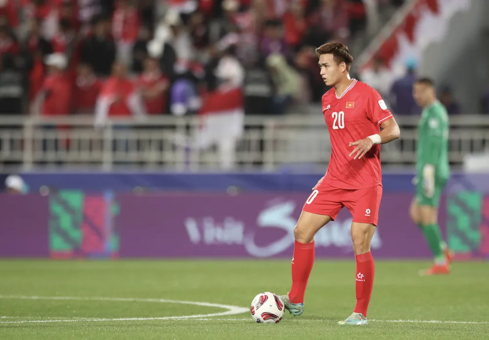 trung-ve-viet-anh-tro-lai-indonesia-van-rao-riet-nhap-tich (3).JPG