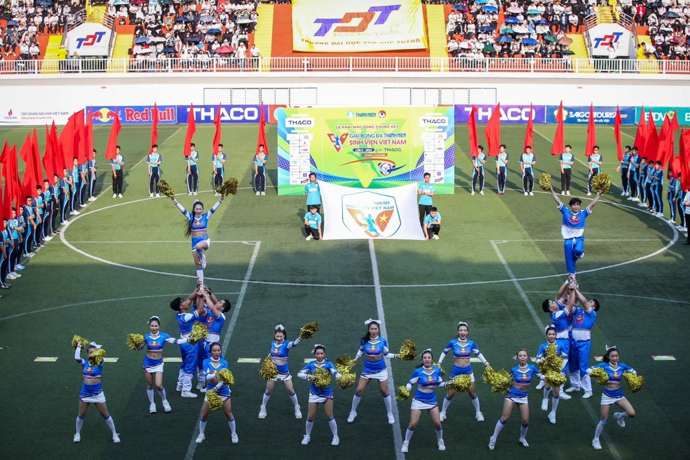 bat-ngo-dau-tien-o-giai-thanh-nien-sinh-vien-toan-quoc (1).jpg